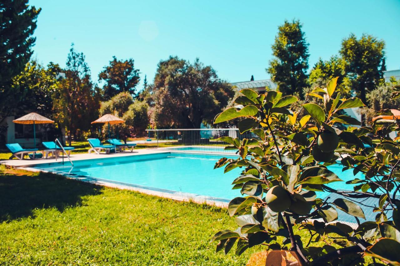 Muskebi Apart Otel Ortakent Bagian luar foto