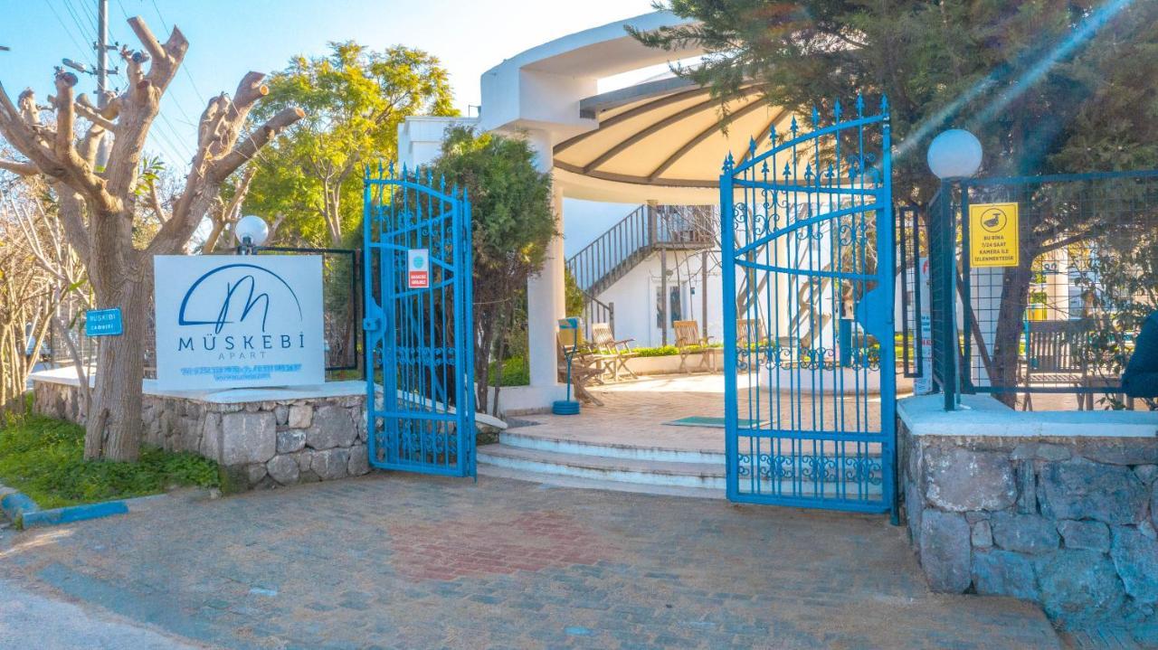 Muskebi Apart Otel Ortakent Bagian luar foto