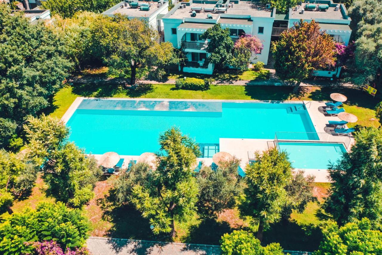 Muskebi Apart Otel Ortakent Bagian luar foto